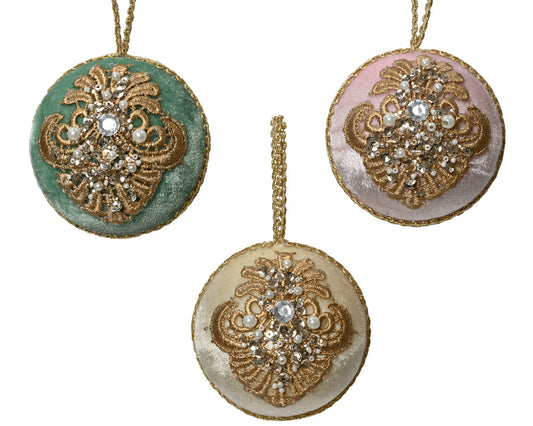 Bauble plastic velvet finish w gems, pea